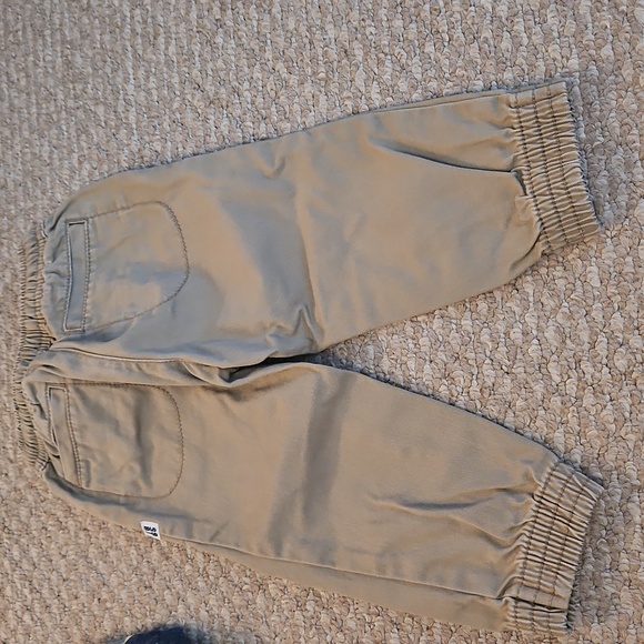 Carter's Outfit Bundle - Picture 10 of 13